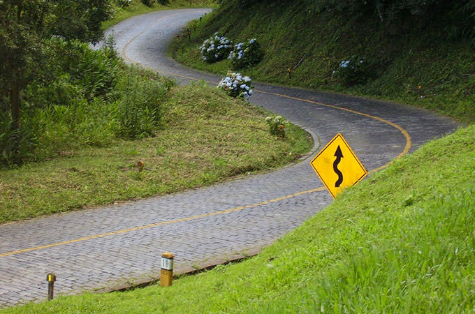 Mountain Bike Na Estrada da Graciosa