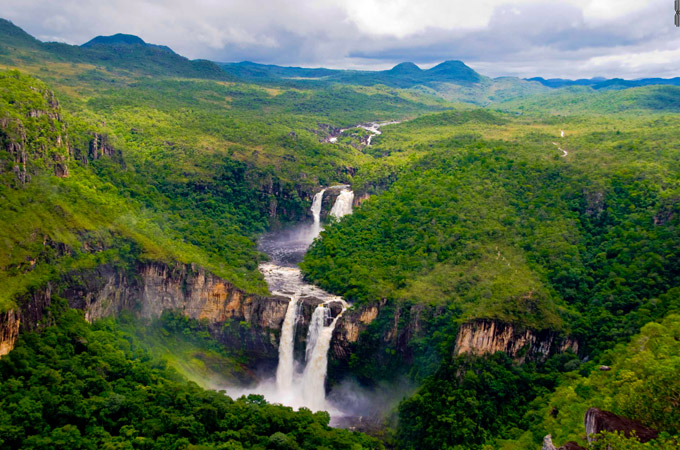 Chapada dos Veadeiros, cachoeiras, rios e trekkings no coração do Brasil